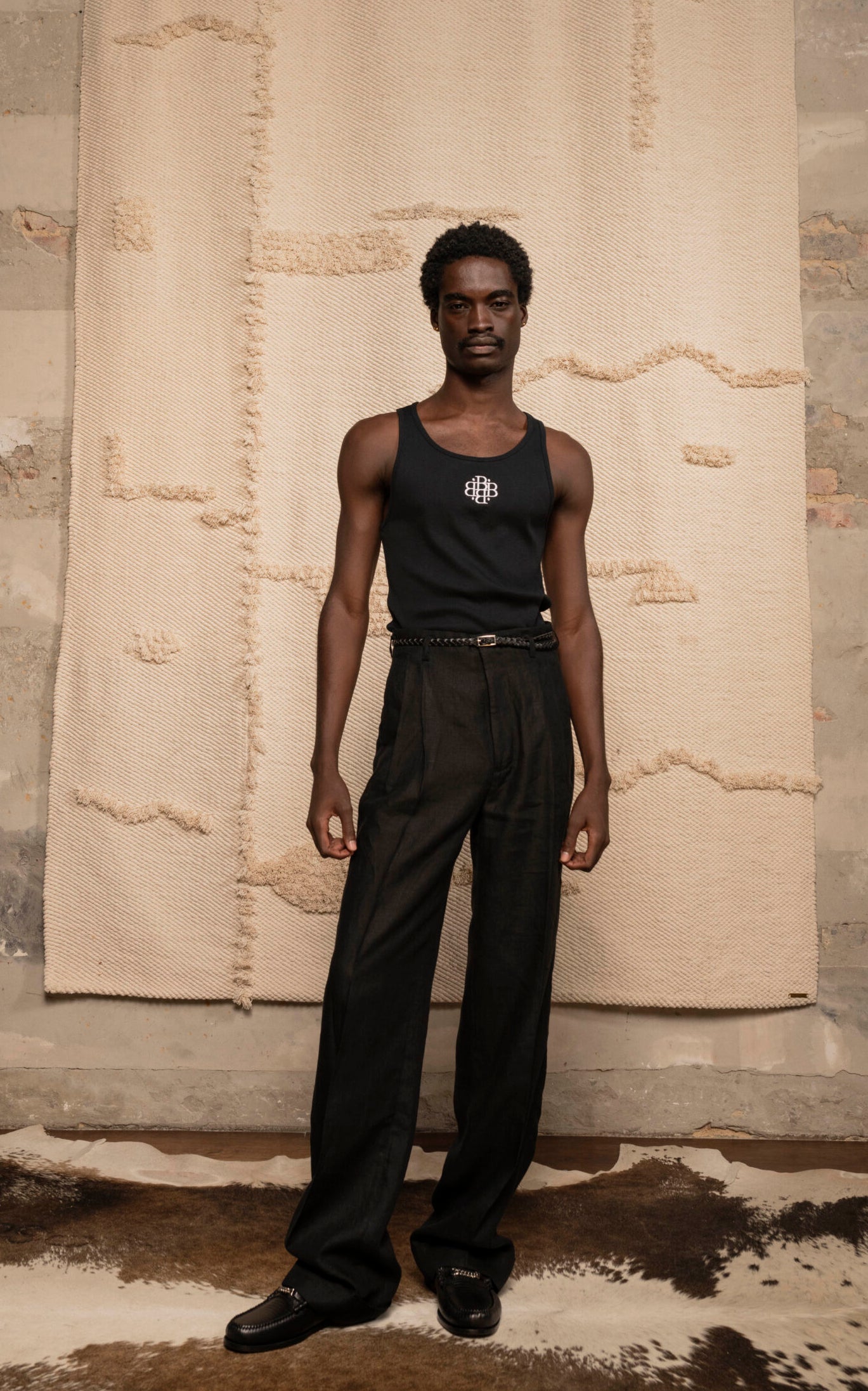 TAILORED LINEN CLASSIC PANTS